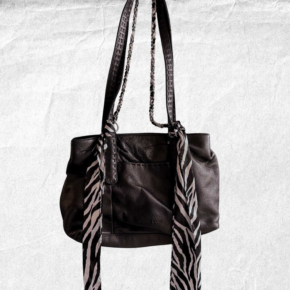 vintage stone & co black leather shoulder bag with zebra scarf